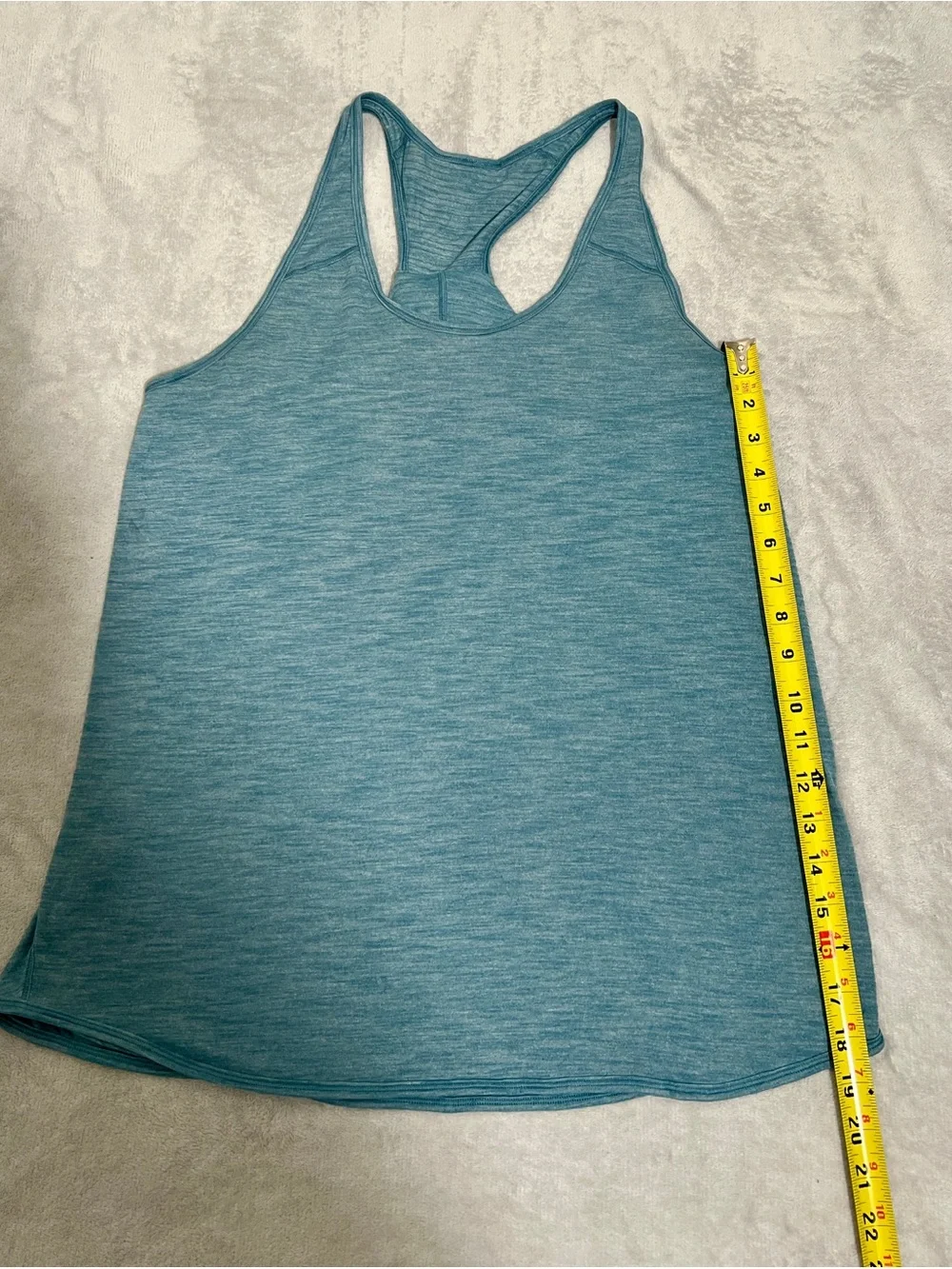 EUC Lululemon Essential Tank Size 10-12